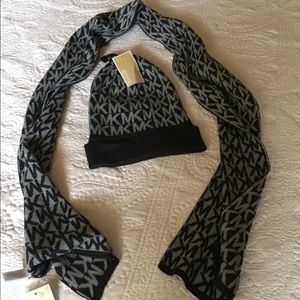 Michael Kor’s Scarf and Hat
